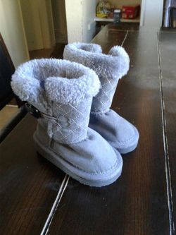 Baby girl boots