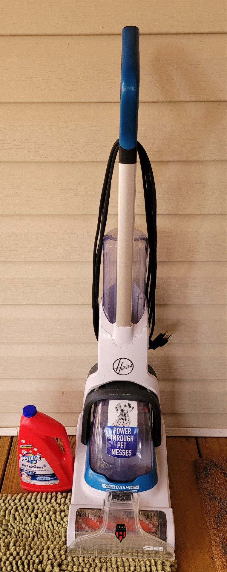 Hoover PowerDash Pet carpet cleaner 