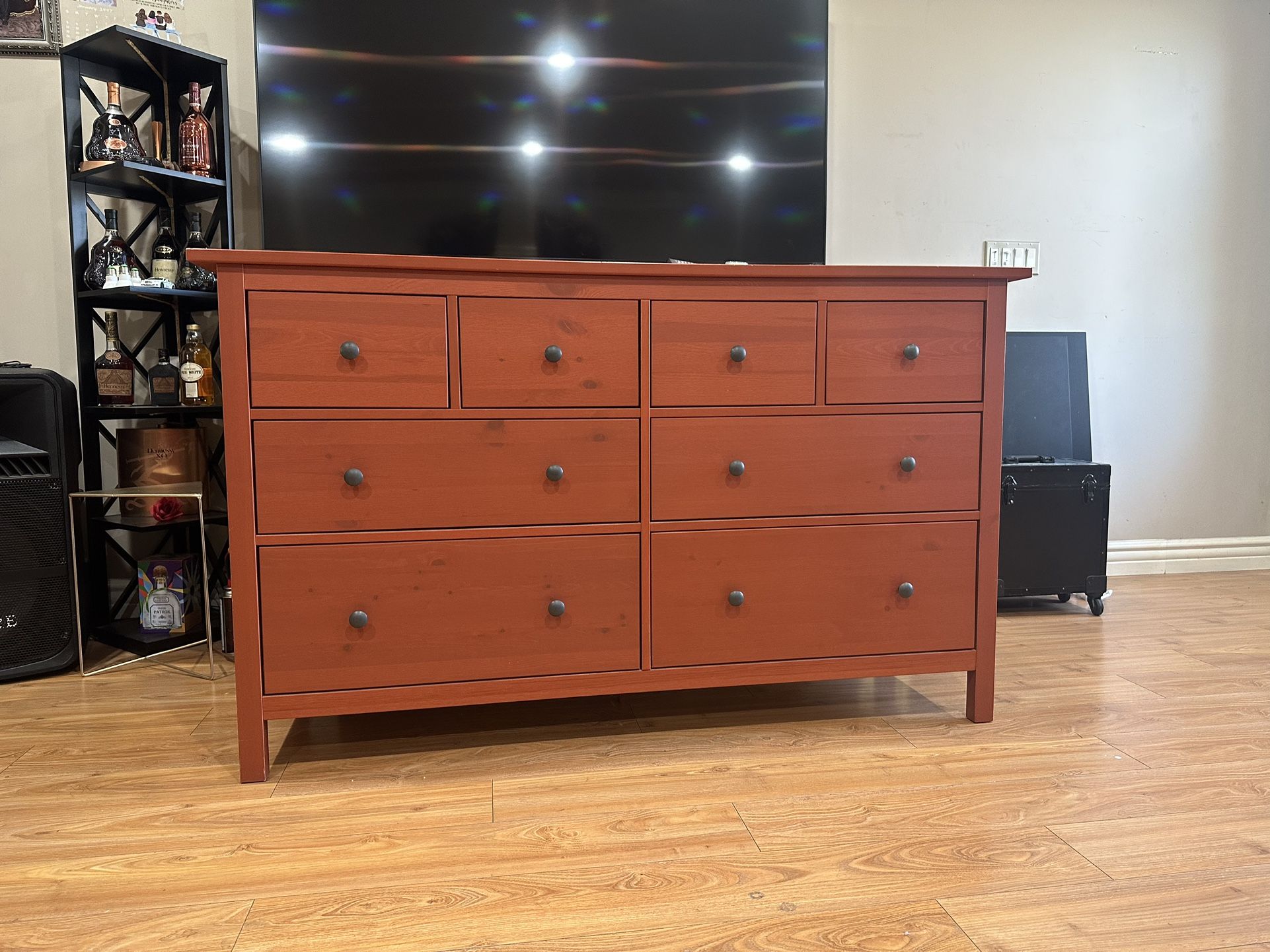 hemnes red brown dresser IKEA ( Delivery Is Available) for Sale in Los Angeles, CA with a traditional look