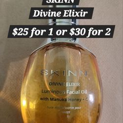New Sealed  SKINN Divine Elixir Luminous Facial Oil 1 fl. oz. With Manuka Honey + C