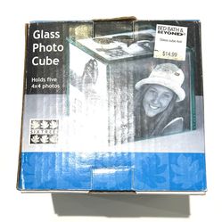 NEW! Sixtrees Vintage Glass Photo Cube Block Frame Holds 5 Photos 4X4