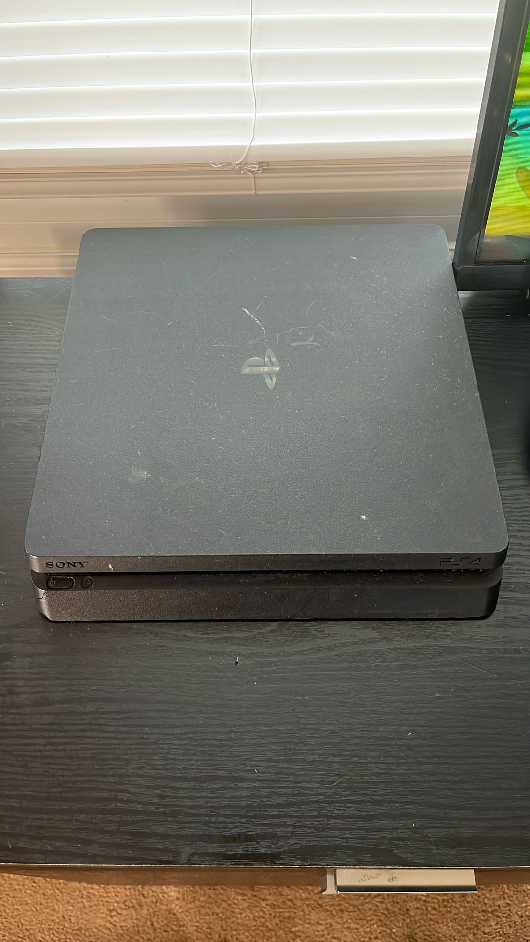 PS4 Slim