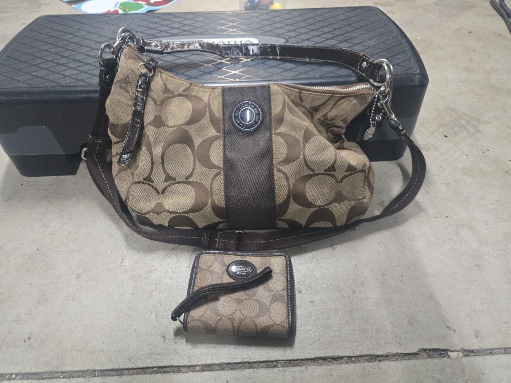 Coach Purse & Wallet