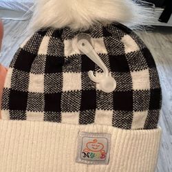 NYGB 2-Piece Cable Knit  Hat Set