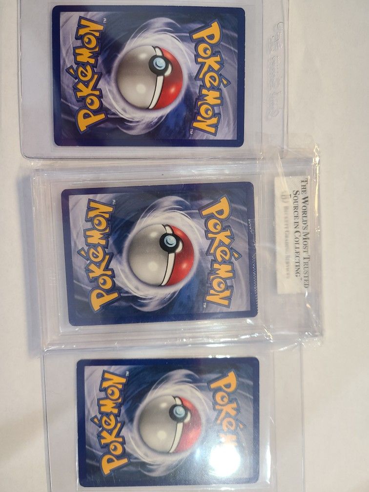 1999 Pokemon Venusaur Shadowless Holo Beckett 8