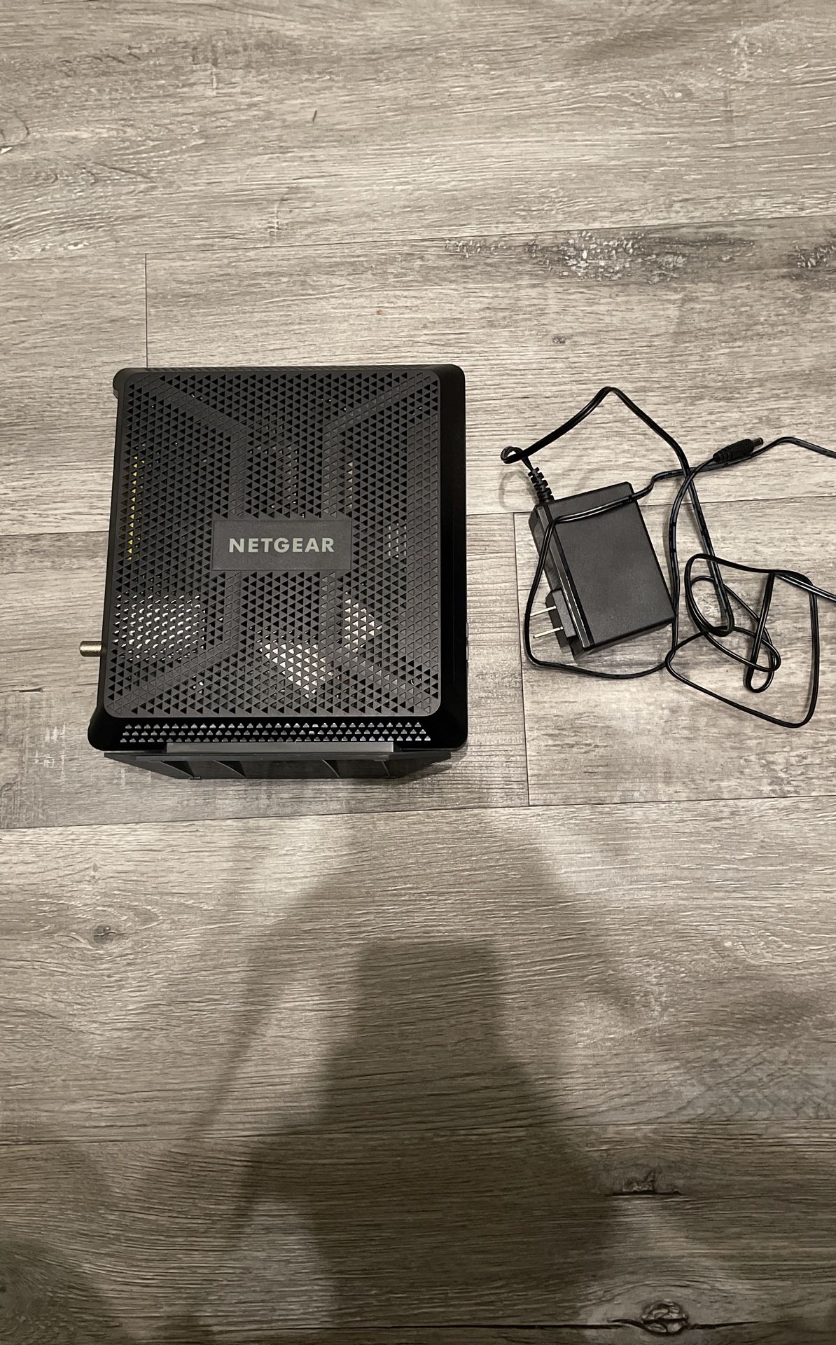 NETGEAR - Nighthawk AC1900 Router Modem