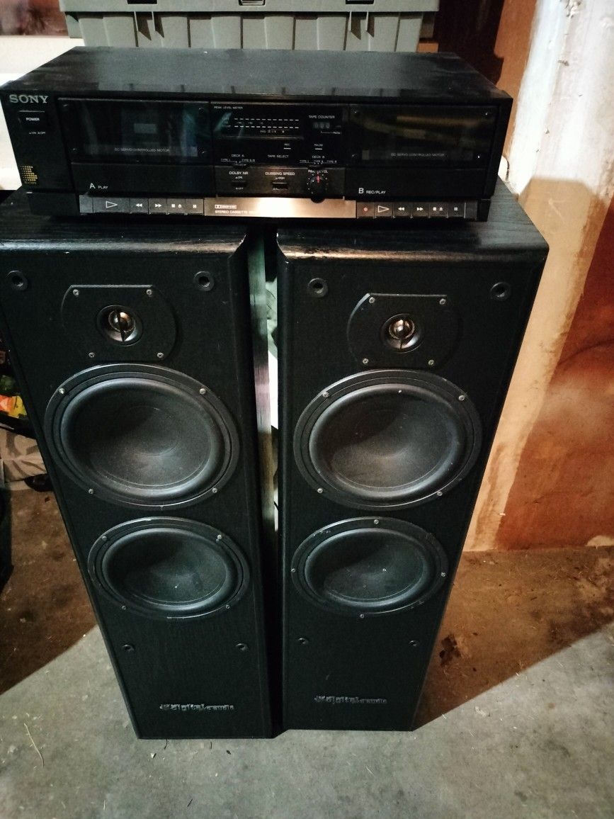 Speakers/Casette Tape Deck