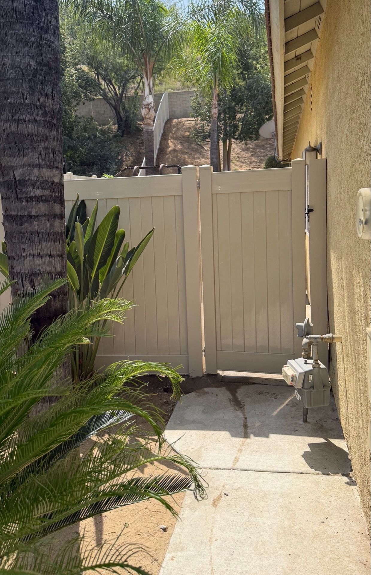 Vinyl fence