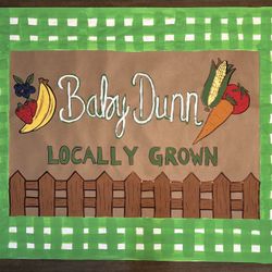 Custom-made Banners & Gift Bags 