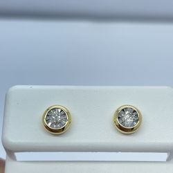 Diamond Round Bezel Earrings 14K New