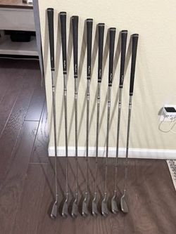 TOMMY ARMOUR 845s CLASSIC Golf Iron Set 3-PW UniFlex Steel Shafts