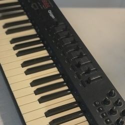 Oxygen MIDI Keyboard 