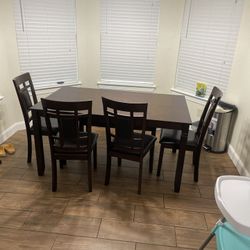 Dining Set
