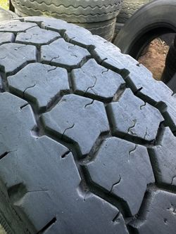 Tires 11R24.5