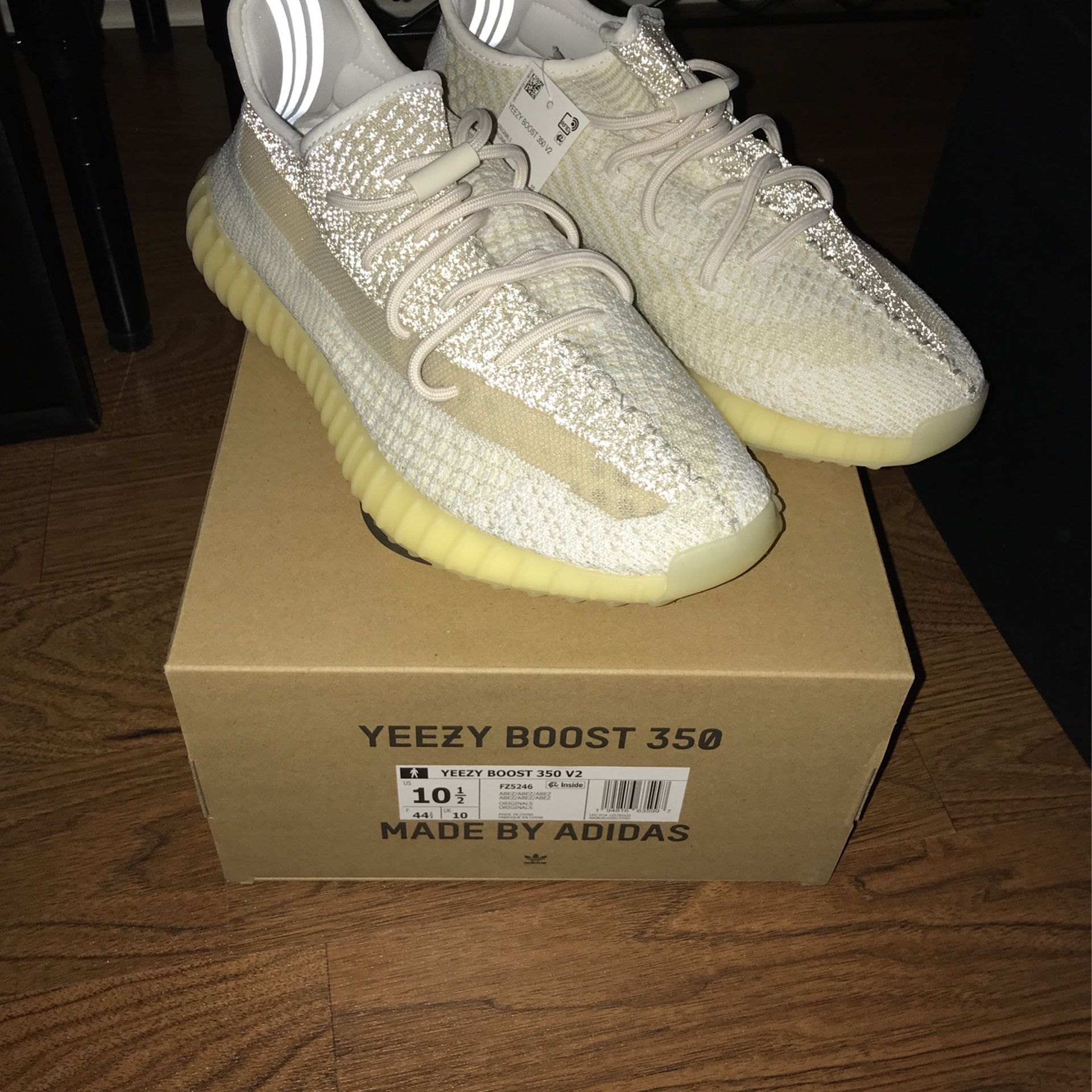 Yeezy Boost 350 V2 Natural Size 10.5 DS