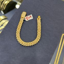 10k Gold Cuban With Diamond Bracelet 