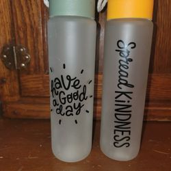 (NEW) 2 GLASS BOTTLES. PERFECT GIFT ALSO