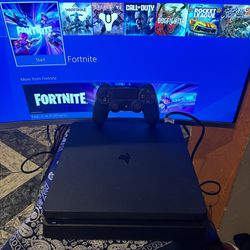PS4 Slim With 11 Games Installed 