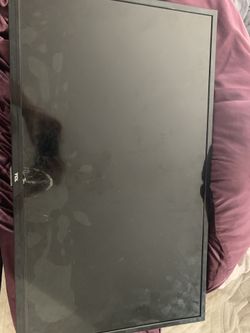 Cracked screen tv 32 inch tcl