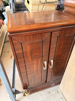 Solid wood media console