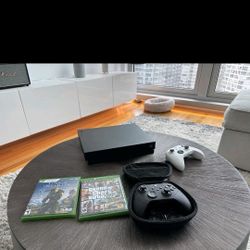 Microsoft Xbox One X – 1TB – Controller Included