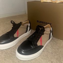 Burberry Woman’s Shoes 