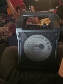 Black Speaker
