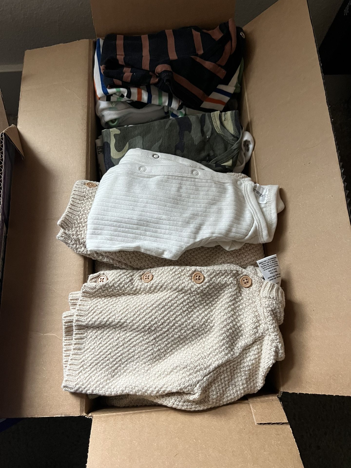 Baby Boy Clothes New & Gently Used 0-3 Months