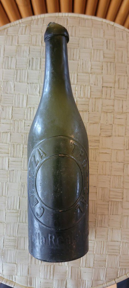 CERVEZA TROPICAL early 1900's Antique  Bottle 