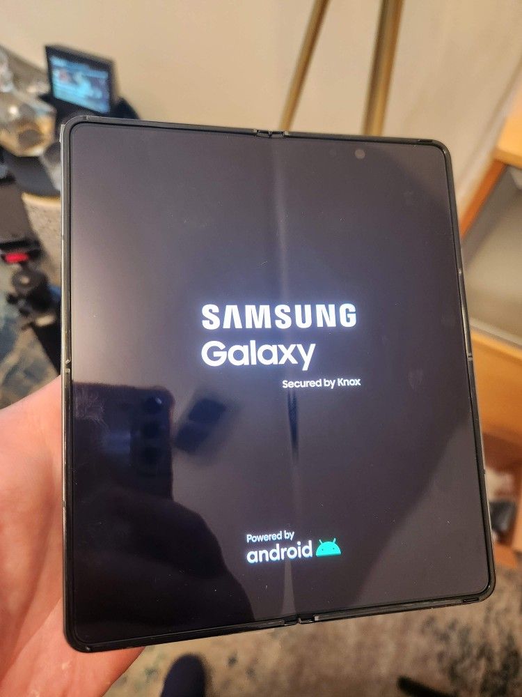 Flawless Sim Unlocked Samsung galaxy Z Fold 4 512gb