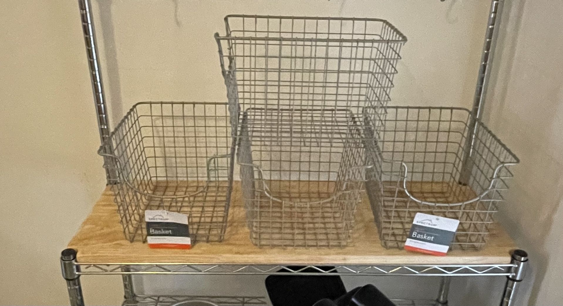 (EACH SOLD SEPARATE) Scoop Wire Basket, Steel Storage Solution for Kitchen, Pantry, Closet, Bathroom, Craft Room & Garage, Small, Sat