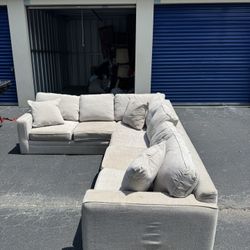Sectional Couch 