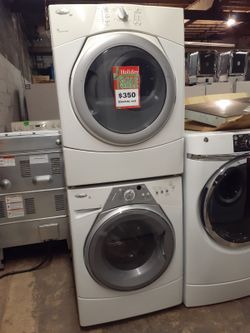 Whirlpool front load washer and dryer set working perfectly with 4 months warranty