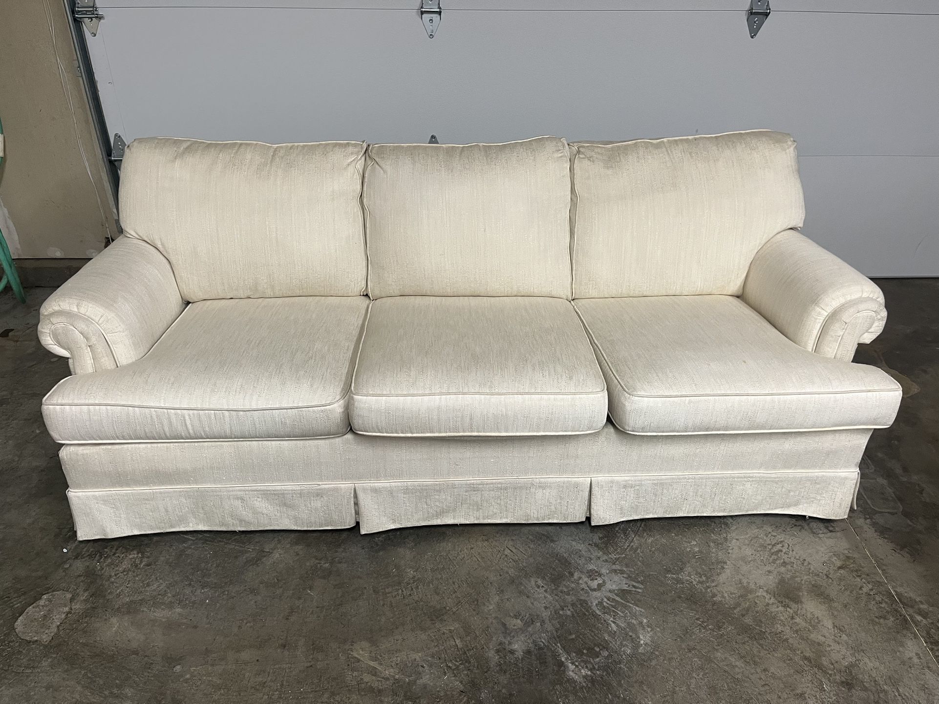 Couch / Sofa