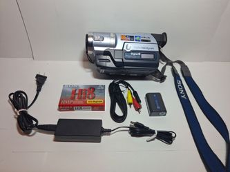 Sony Handycam Digital8 Camcorder