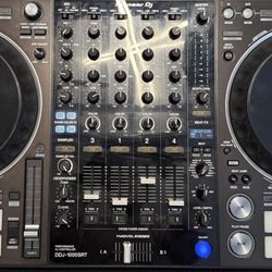 DJ Equipment 