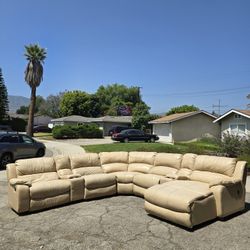 Delivery Available! Beige Tan Light Brown Sectional Couch Sofa Chaise Recliner 