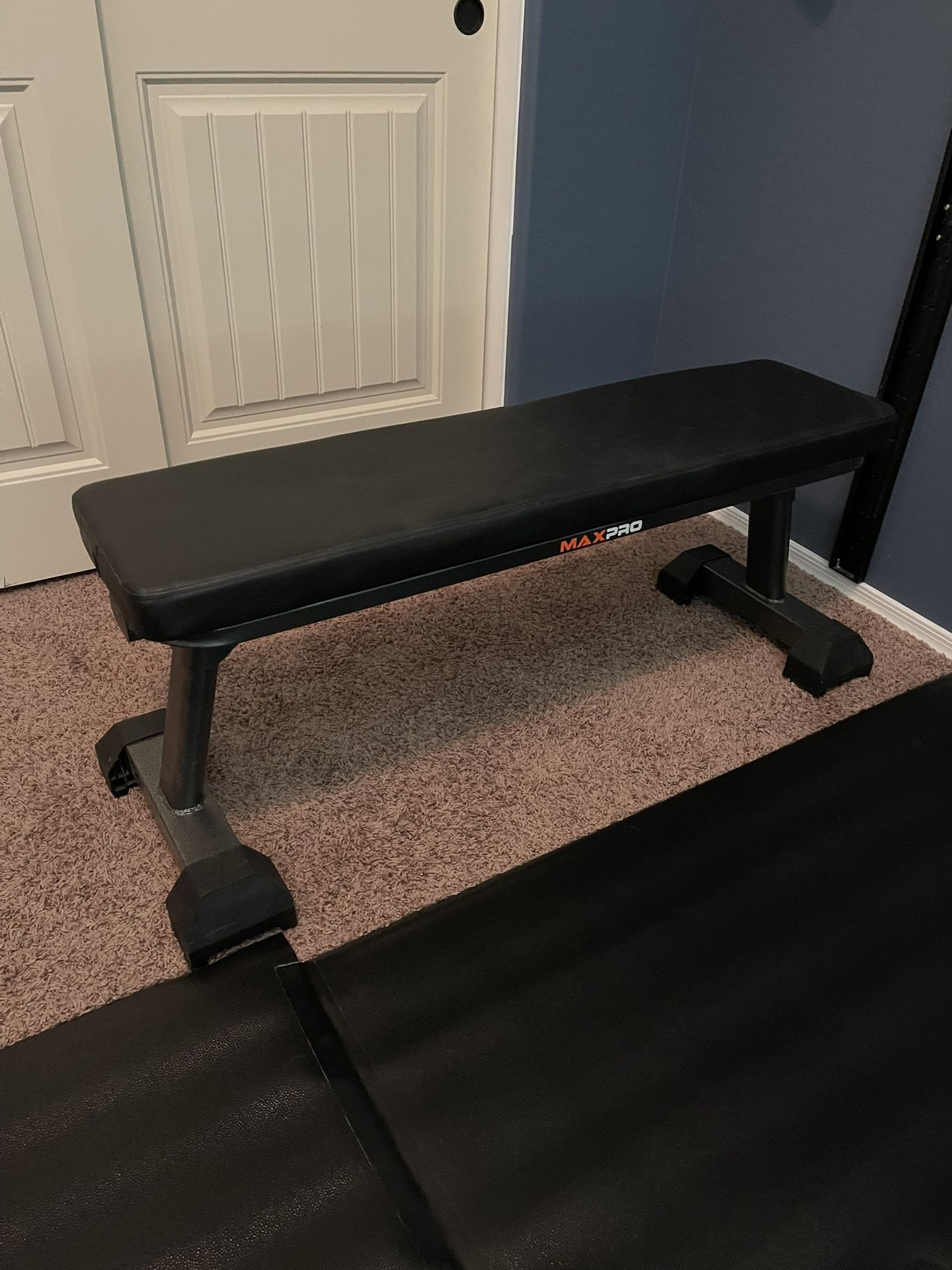Max Pro Folding Exercise Bench