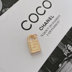 Designer Gold Plated Lock Zipper Pull Charm, 20mm