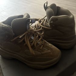 Yeezy Boots 
