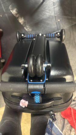 Kids carry on Luggage/scooter