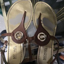 Michael kors sandals 8.5