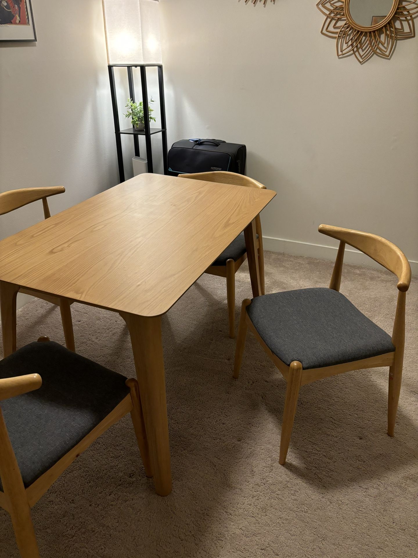 Dining Table With 4 Chairs