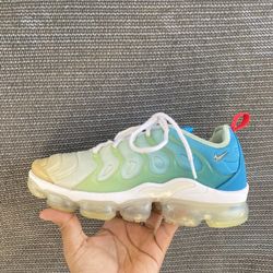 Nike Air Vapormax Plus Mint Foam/Metallic