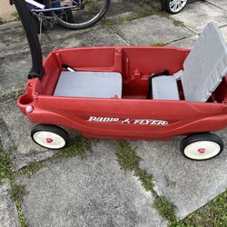 Kids Radio Flyer Wagon