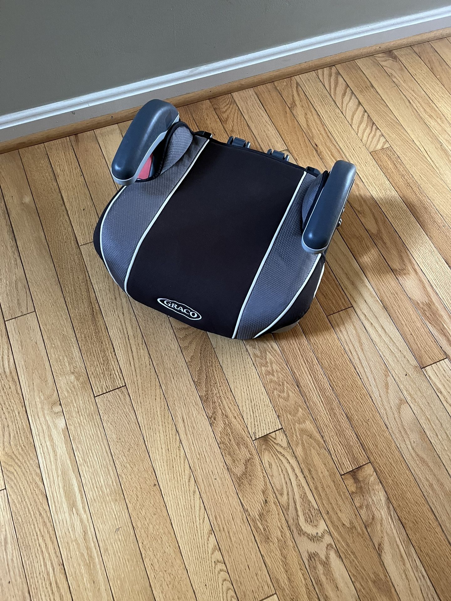 Graco Booster Seat For Kid
