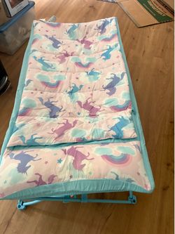 Child’s cot