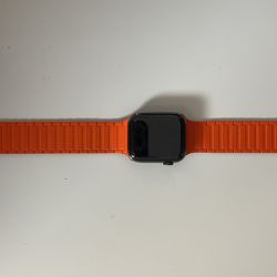 Series 6 44mm Apple Watch
