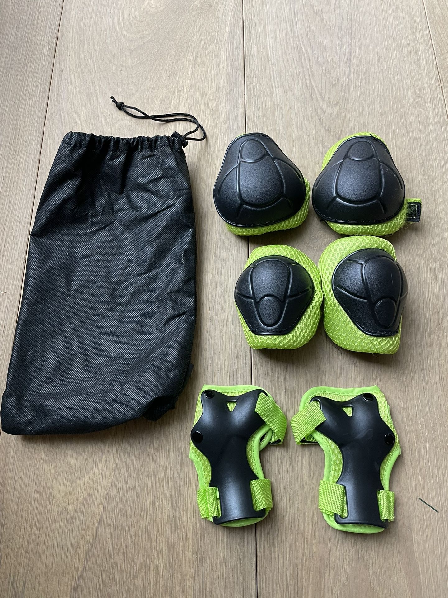 Kids Knee/Elbow Pads And Wrist Guards