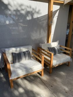Wood chairs & cushions!